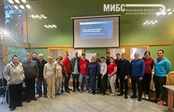 МИБС провел специализированный мастер-класс по экстренной помощи для тренеров по плаванию